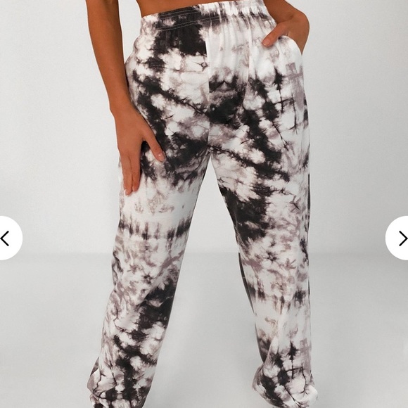 NWT Joggers - Picture 3 of 4